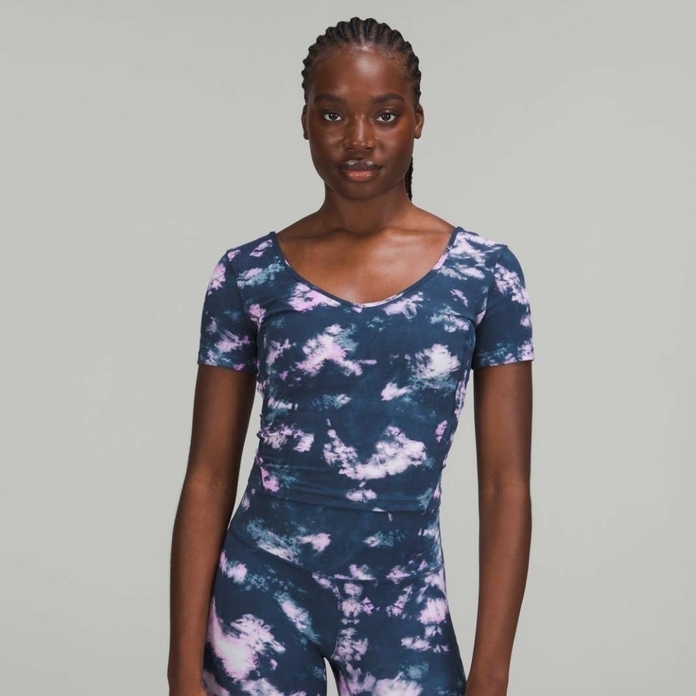 Lululemon Align Cropped Tee Tie dye Blue Pink Size 6 Top NWT Workout Gym Yoga